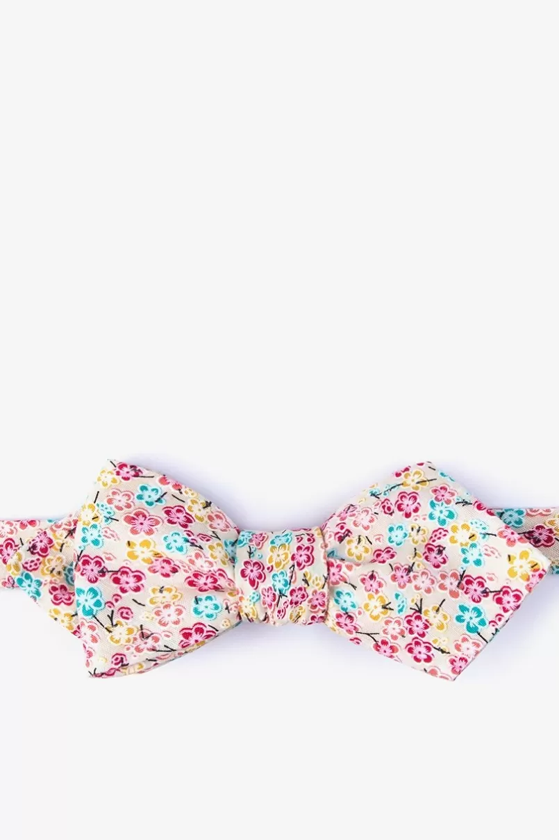 Ties Descano Beige Diamond Tip Bow Tie Store