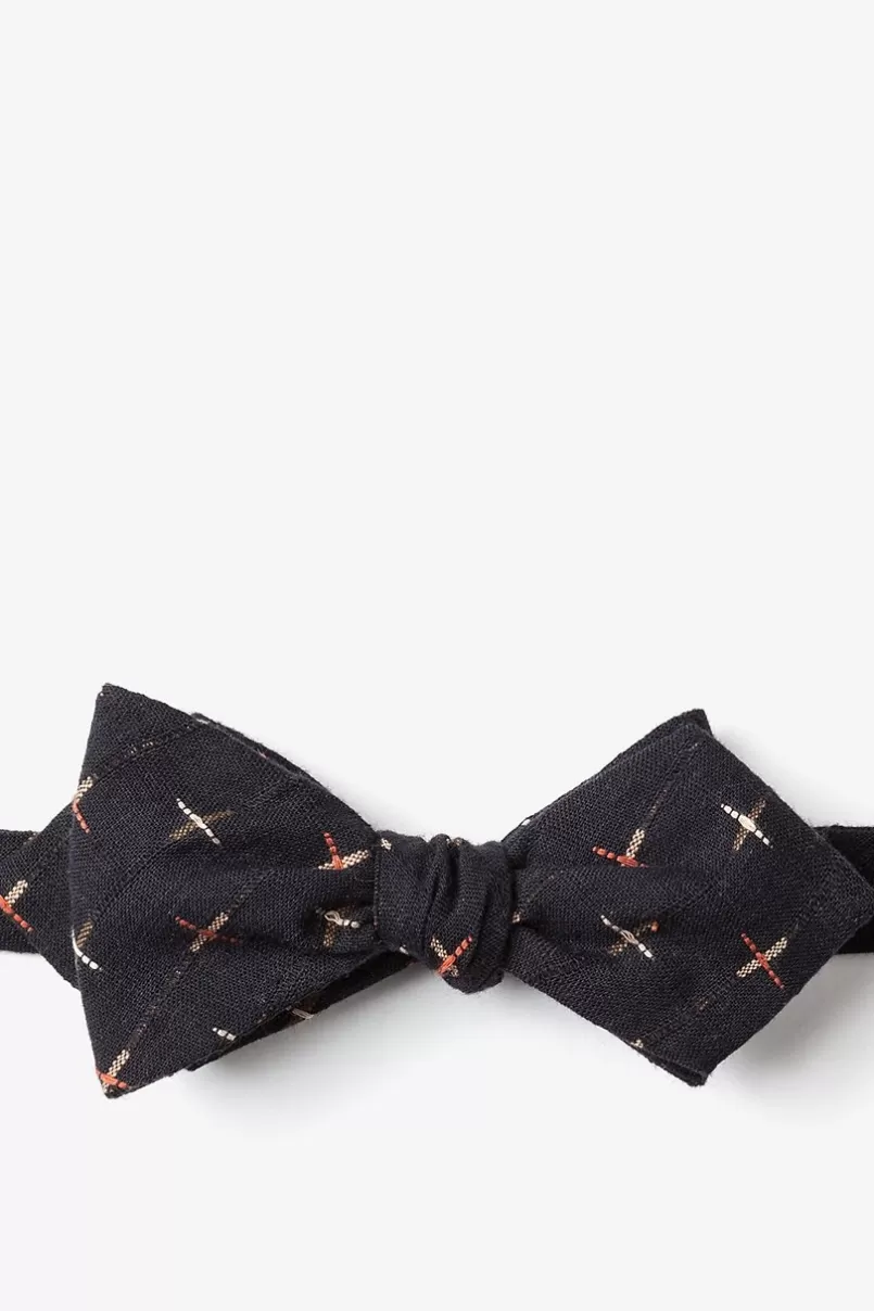 Ties La Mesa Navy Blue Diamond Tip Bow Tie Clearance